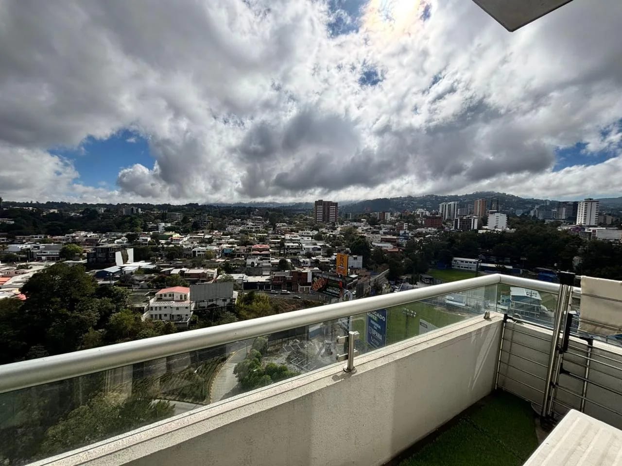 🏙️ Apartamento en Renta – Torre 360, Zona 15 — Apartamento en Alquiler en Zona 15, Guatemala, Ciudad — foto 8 de 8