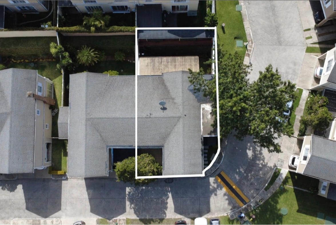 Casa en Venta Paseo Residencias Km 13.5 — Casa en Venta en Paseo Residencias, Carretera a El Salvador, Guatemala, Ciudad — foto 2 de 13