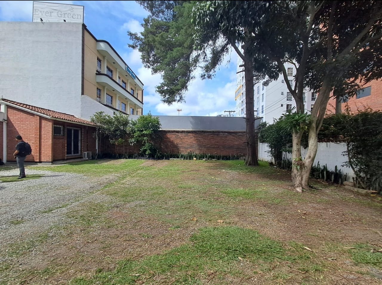 Casa Comercial en Renta - Zona 10 — Casa en Alquiler en Zona 10, Guatemala, Ciudad — foto 16 de 17