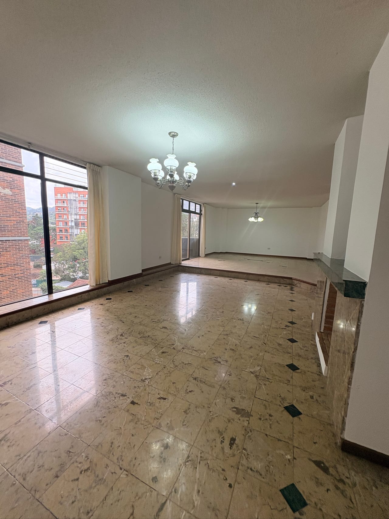 Apartamento en zona 15 de 268 m2 — Apartamento en Alquiler en Vista Hermosa I, Zona 15, Guatemala, Ciudad — foto 4 de 13
