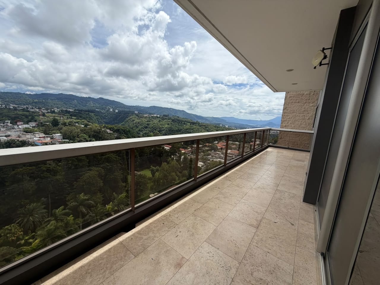 Apartamento en Renta | Edificio Tiffany – Zona 14 — Apartamento en Alquiler en Zona 14, Guatemala, Ciudad — foto 16 de 16