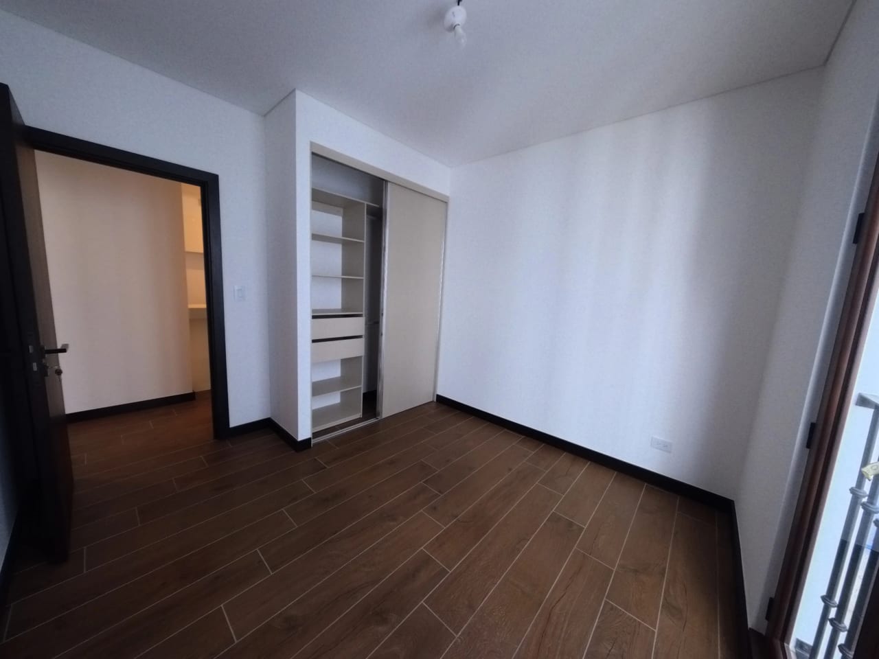 Renta Apartamento para Estrenar Lirios IV — Apartamento en Alquiler en Ciudad Cayalá, Zona 16, Guatemala, Ciudad — foto 3 de 6
