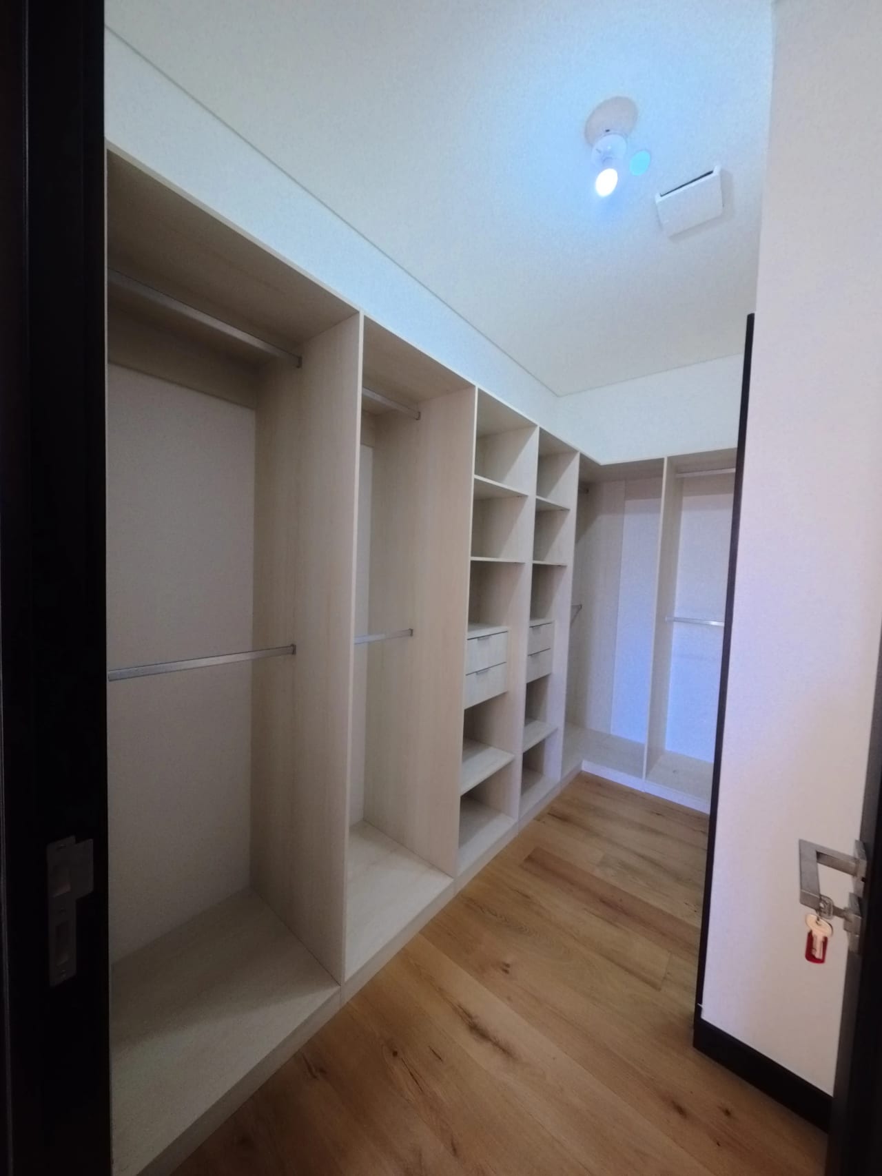 Apartamento en Renta Nogales de Cayala — Apartamento en Alquiler en Ciudad Cayalá, Zona 16, Guatemala, Ciudad — foto 7 de 9