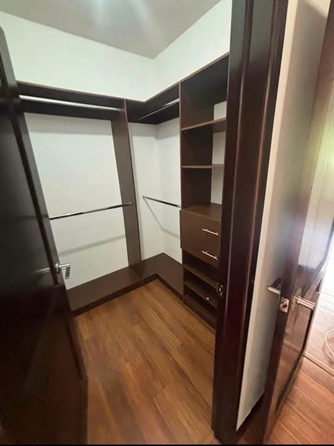 Venta de casa en Santuaria Muxbal — Casa en Venta en Santa Catarina Pinula, Guatemala, Ciudad — foto 3 de 4