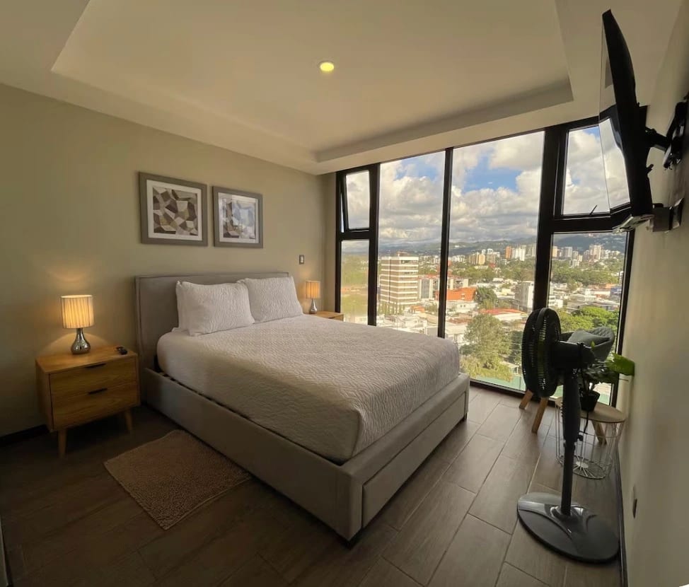 Espectacular Apto. en venta en zona 10, de 1 habitación — Apartamento en Venta en Zona 10, Guatemala, Ciudad — foto 1 de 6