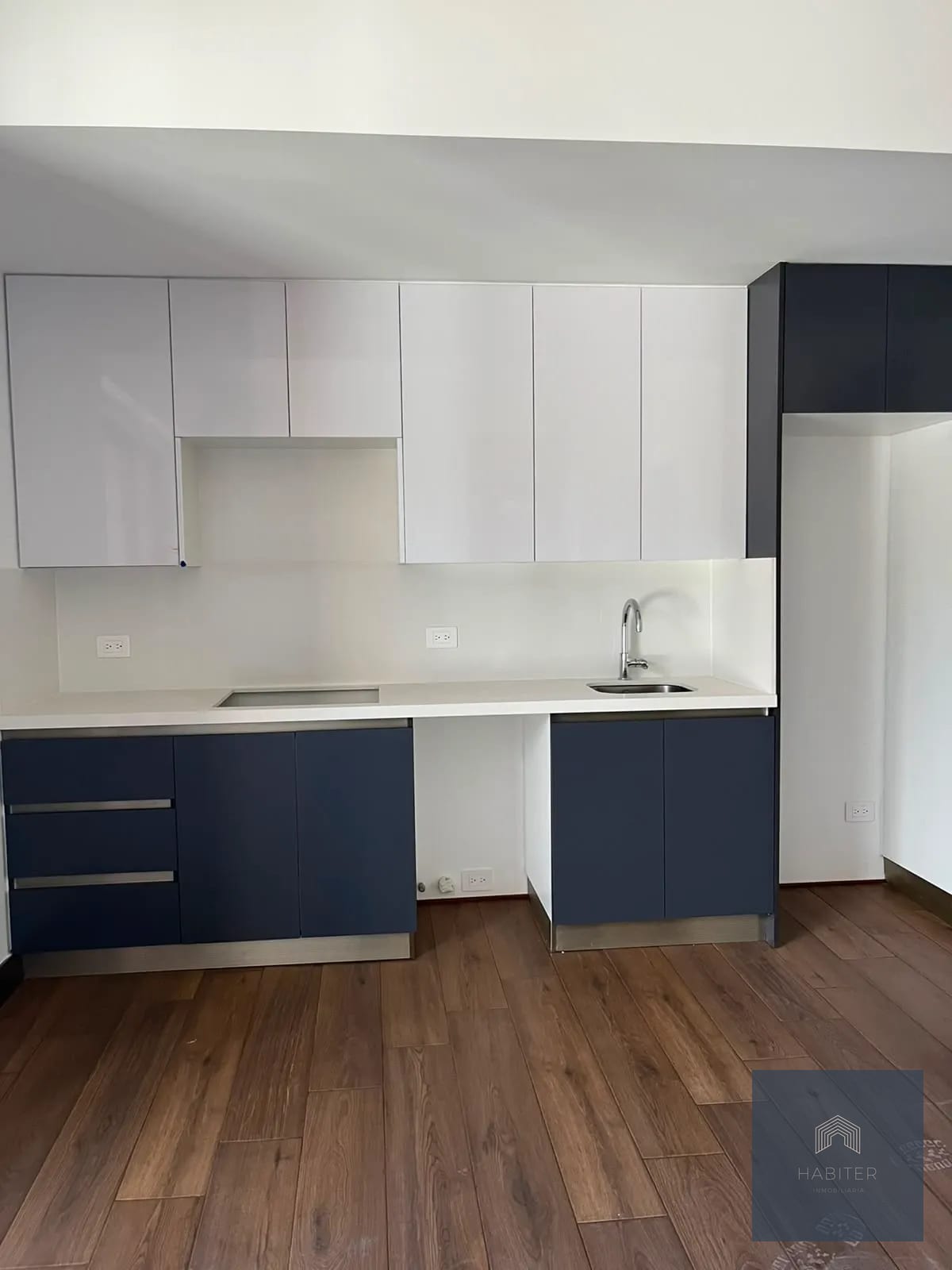 Vendo Partamento 2 Habitaciones con Amplio Jardin Zona 14 — Apartamento en Venta en Zona 14, Guatemala, Ciudad — foto 1 de 5