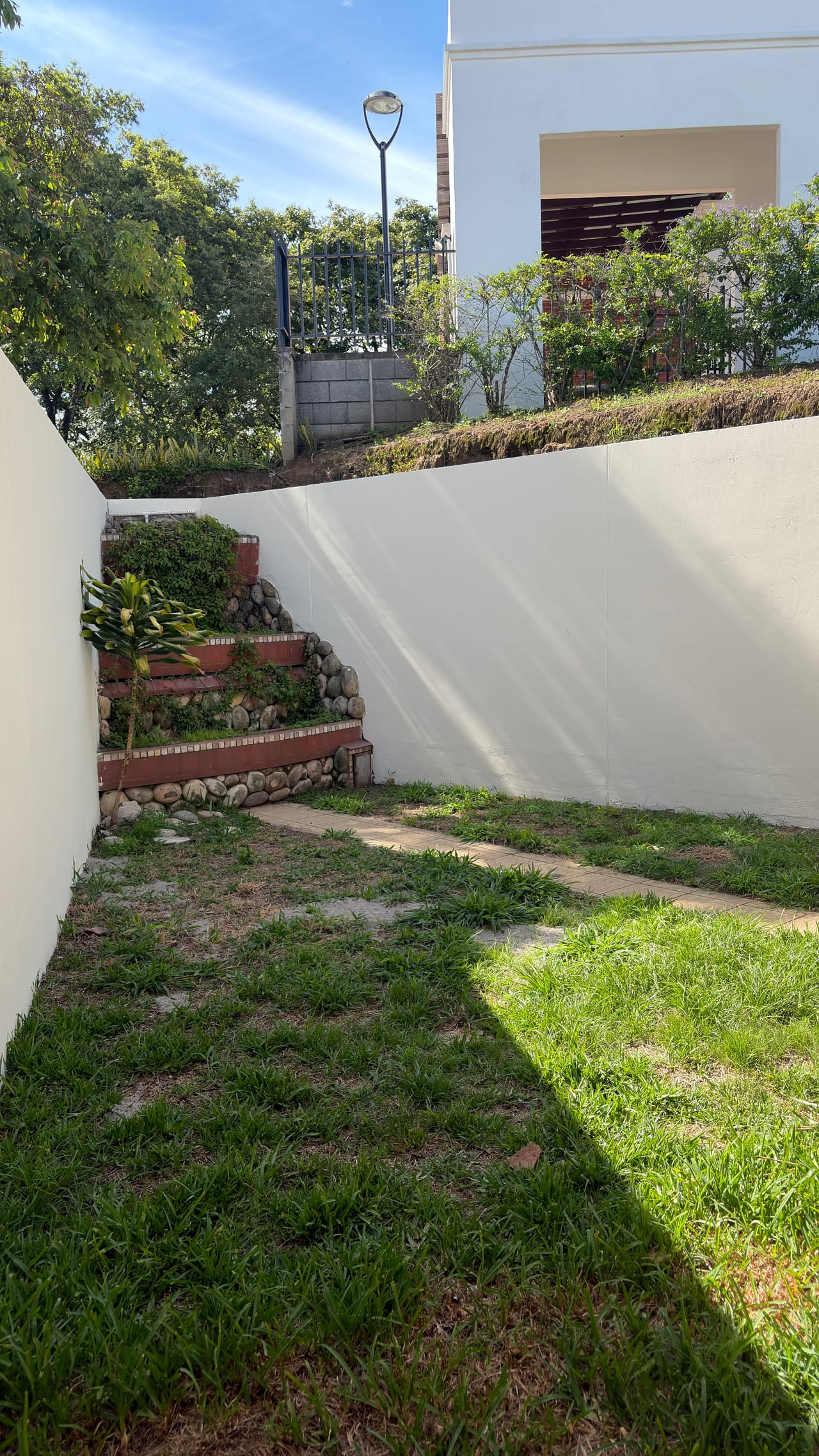 Casa en Renta Tipo Victoria Condadi Naranjo â Casa en Alquiler en Condado Naranjo, Zona 4 Mixco, Guatemala, Ciudad â foto 6 de 16