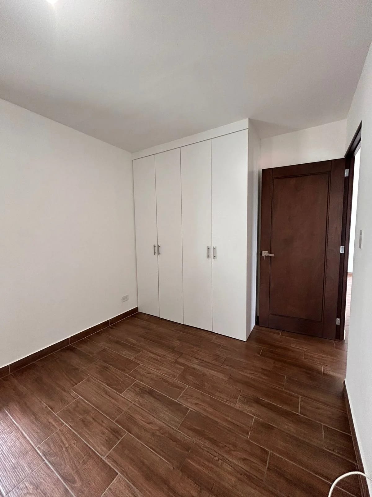 LINDO APARTAMENTO EN VENTA- BALMES 47 ZONA 11, LAS CHARCAS — Apartamento en Venta en Zona 11, Guatemala, Ciudad — foto 8 de 17
