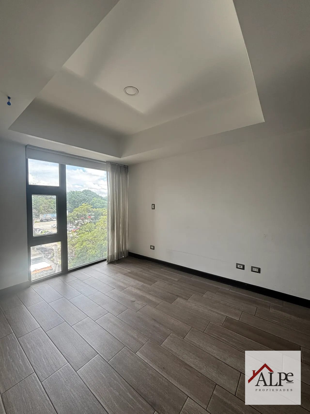 Apartamento en Renta con Ubicación Premium | Inicio de Av. Las Américas, Zona 13 — Apartamento en Alquiler en Tres15, Zona 13, Guatemala, Ciudad — foto 5 de 16