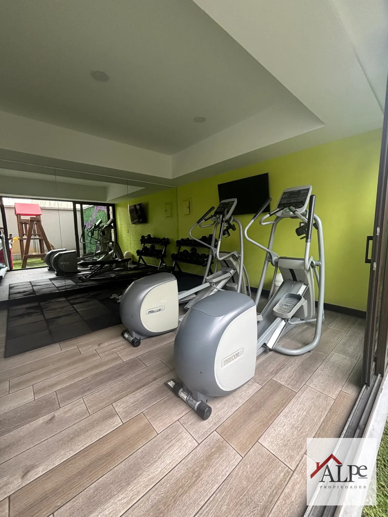 Apartamento en Renta con Ubicación Premium | Inicio de Av. Las Américas, Zona 13 — Apartamento en Alquiler en Tres15, Zona 13, Guatemala, Ciudad — foto 11 de 16