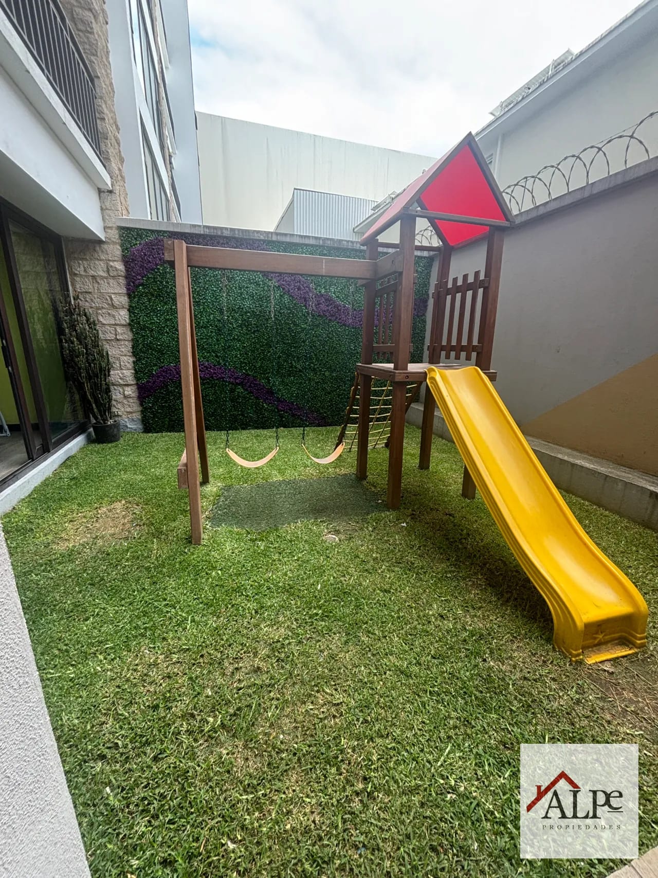 Apartamento en Renta con Ubicación Premium | Inicio de Av. Las Américas, Zona 13 — Apartamento en Alquiler en Tres15, Zona 13, Guatemala, Ciudad — foto 12 de 16