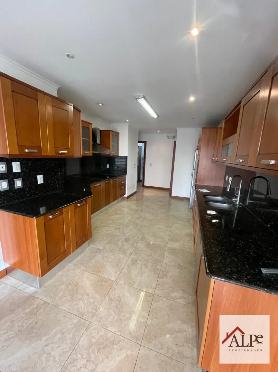 Tadeus Zona 14 Alquiler — Apartamento en Alquiler en Tadeus, Zona 14, Guatemala, Ciudad — foto 6 de 17