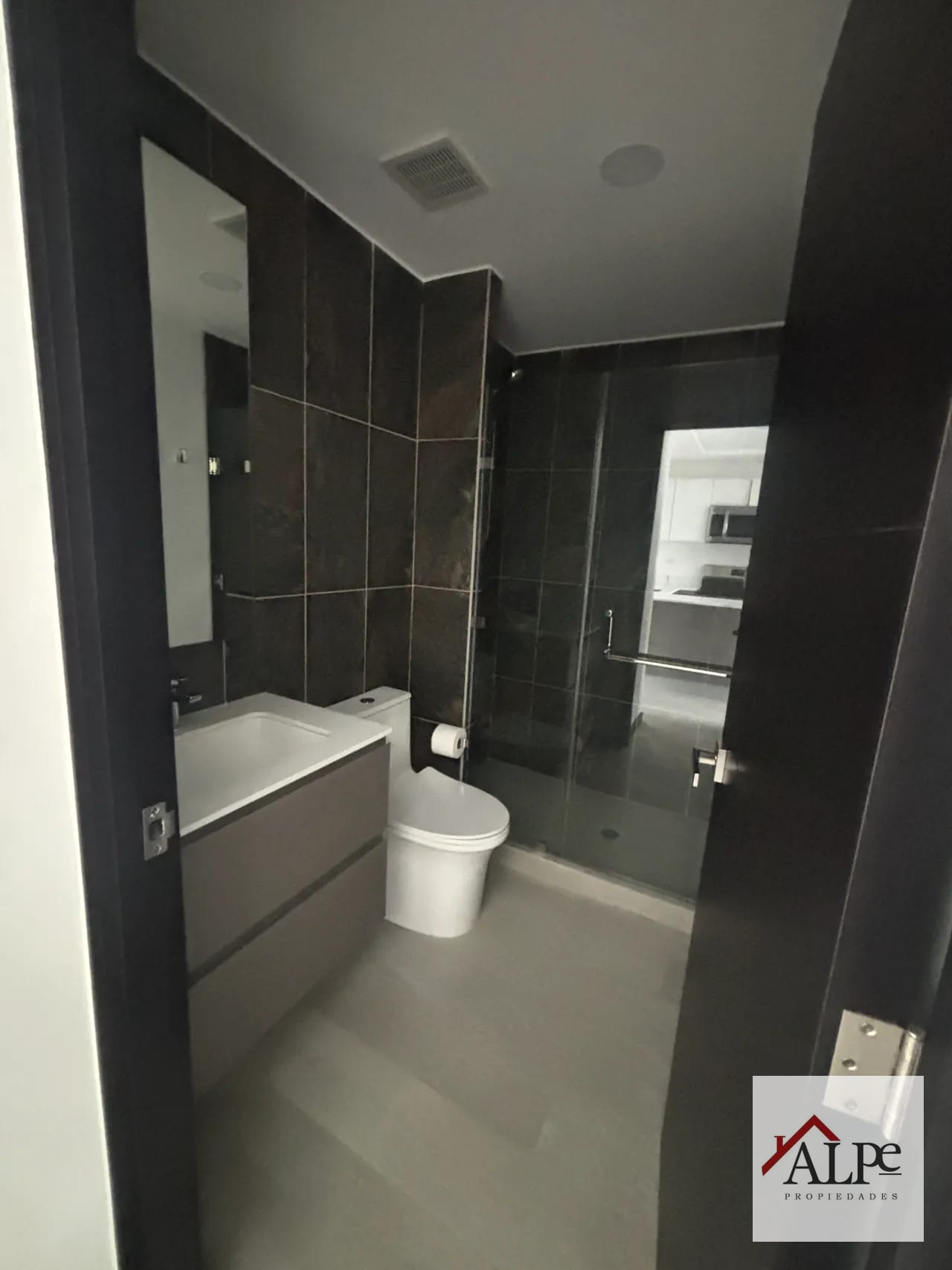 Apartamento Nivel Alto con Vista Garantizada y Acabados Top — Apartamento en Alquiler en Verdú, Zona 13, Guatemala, Ciudad — foto 6 de 15