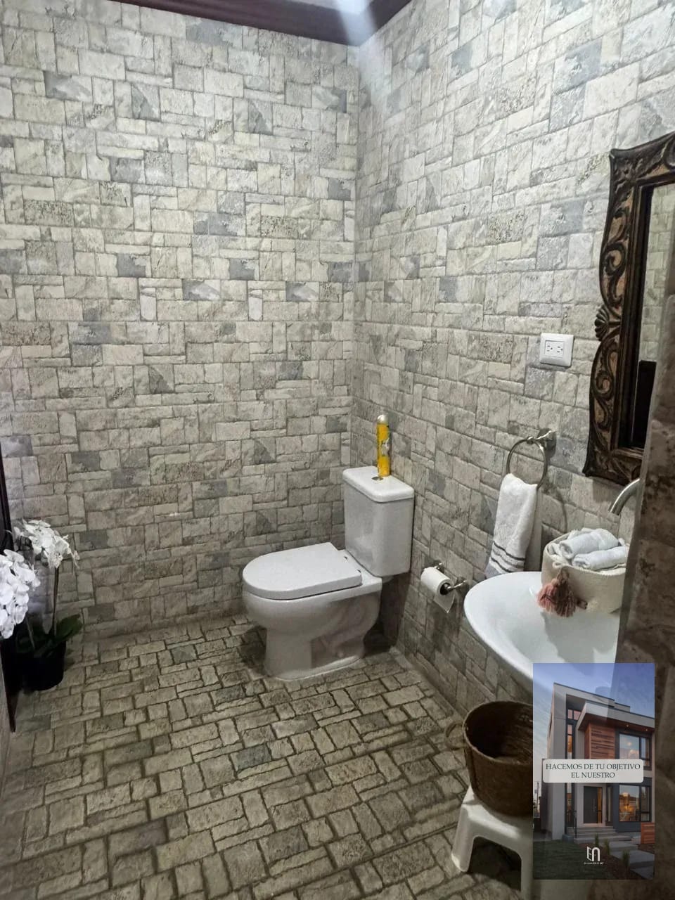 Casa en Venta en Vista Hermosa I, Zona 15 | Doble Garita de Seguridad — Casa en Venta en Vista Hermosa I, Zona 15, Guatemala, Ciudad — foto 10 de 16