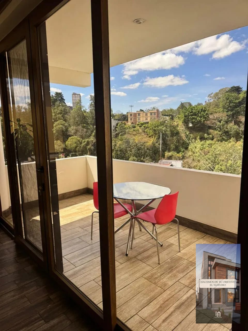 Casa en Venta en Vista Hermosa I, Zona 15 | Doble Garita de Seguridad — Casa en Venta en Vista Hermosa I, Zona 15, Guatemala, Ciudad — foto 13 de 16