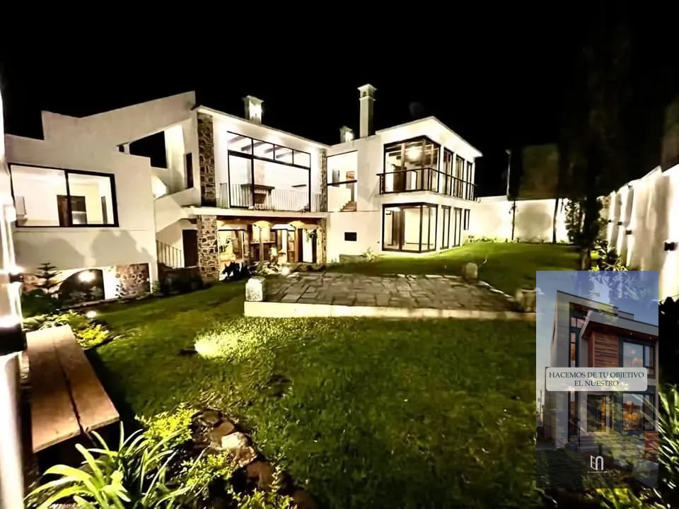 Casa de Lujo en Venta en Hacienda del Comendador | Antigua Guatemala | 451 m² | US$795,000 — Casa en Venta en Ciudad Vieja, Sacatepéquez — foto 1 de 15
