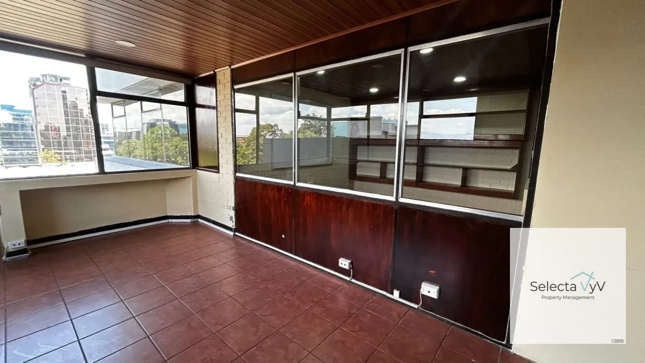 Oficina Edificio Reforma Montufar — Oficina en Alquiler en Zona 10, Guatemala, Ciudad — foto 11 de 17