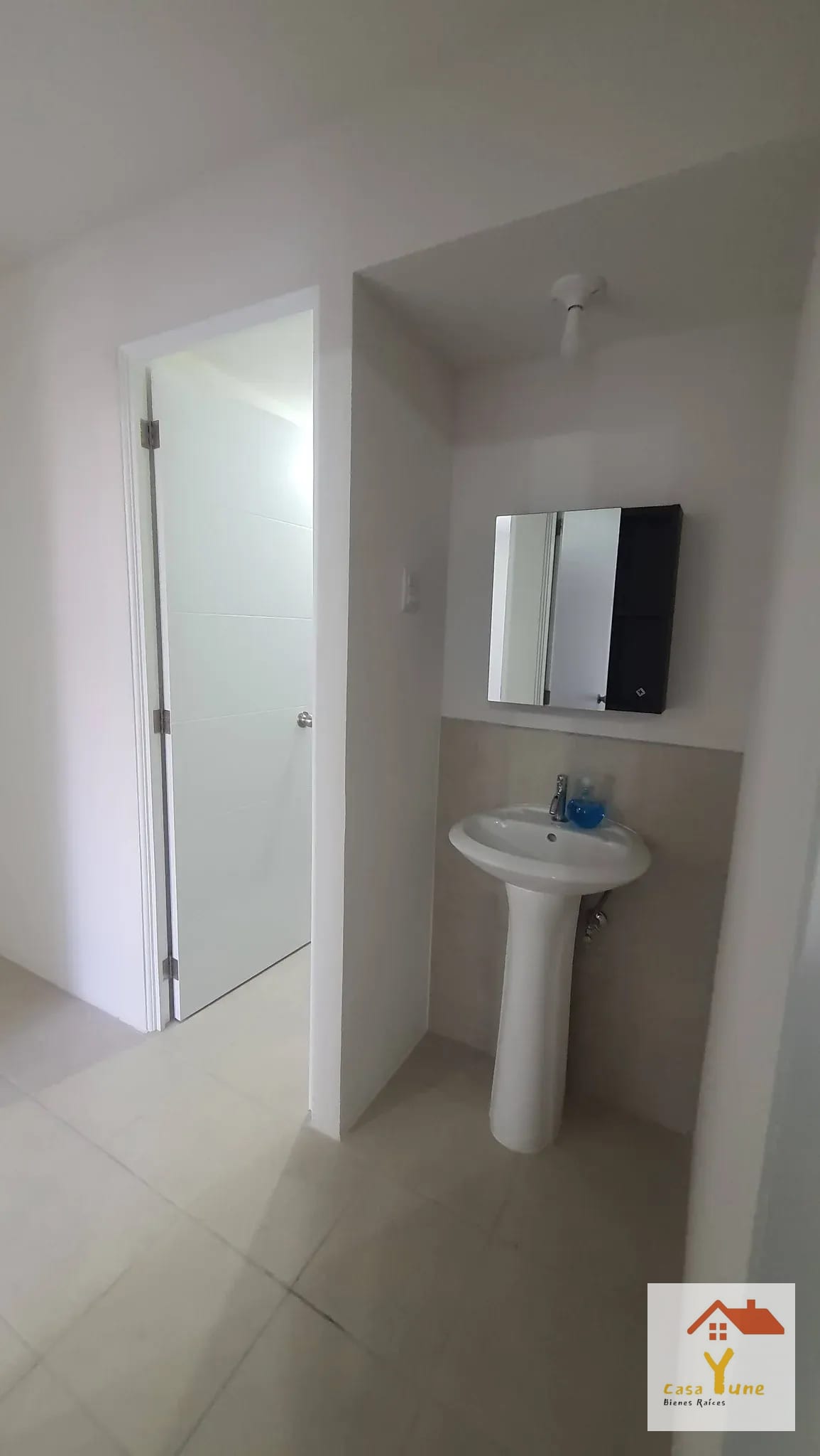 Apartamento en alquiler zona 6 Cumbre del Pedregal Semi Amueblado — Apartamento en Alquiler en Zona 6, Guatemala, Ciudad — foto 10 de 17