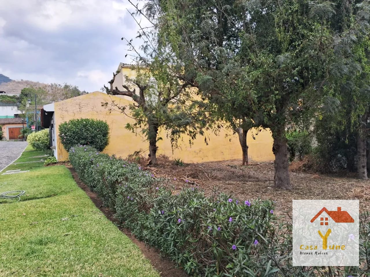 TERRENO EN VENTA JOCOTENANGO SACATEPEQUEZ A POCOS MINUTOS DE ANTIGUA GUATEMALA — Terreno en Venta en Jocotenango, Sacatepéquez — foto 1 de 4