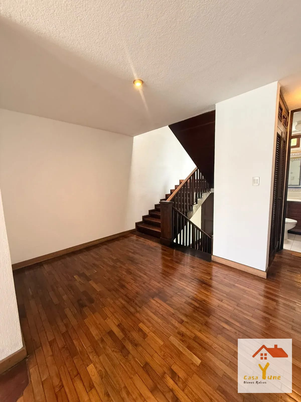 Casa en alquiler Los Eucaliptos kilómetro 8.5 Al Salvador — Casa en Alquiler en Eucaliptos, Carretera a El Salvador, Guatemala, Ciudad — foto 3 de 16