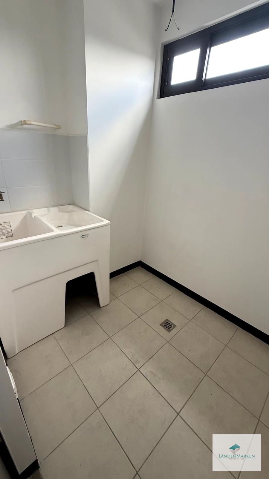 Apartamento Amplio para Estrenar en Edificio Petápolis Zona 12 — Apartamento en Alquiler en Petápolis, Zona 12, Guatemala, Ciudad — foto 2 de 16