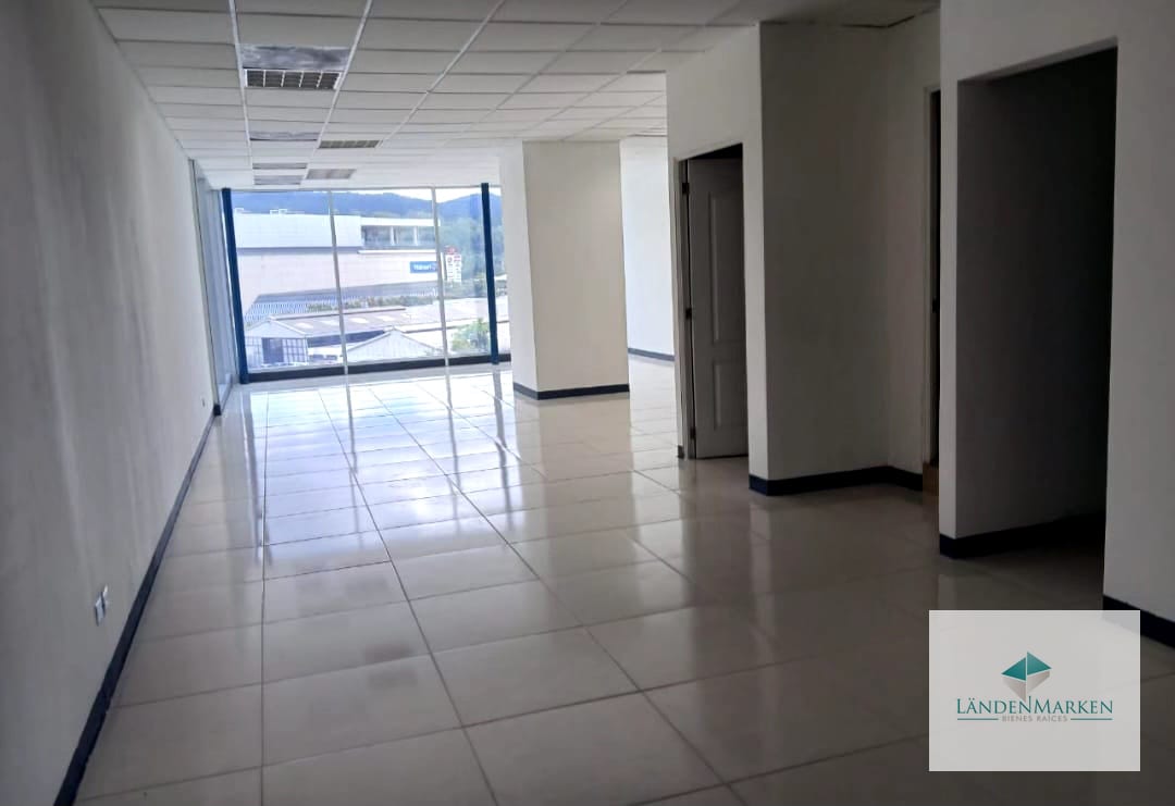 Alquiler de Oficina en Zona Pradera Zona 10 Torre 3 — Oficina en Alquiler en Zona Pradera, Zona 10, Guatemala, Ciudad — foto 1 de 3