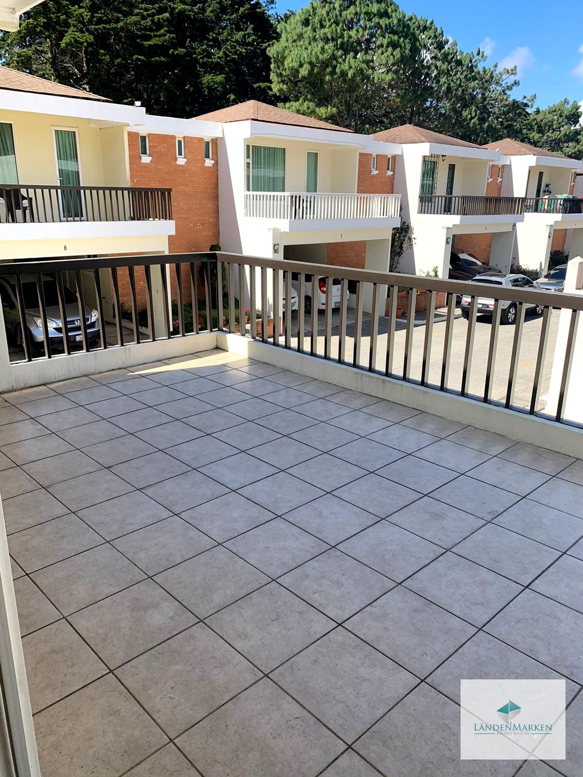 Alquiler de Casa Dentro de Condominio en Lomas de San Rafael CAES KM 16.5 — Casa en Alquiler en Lomas de San Rafael, Carretera a El Salvador, Guatemala, Ciudad — foto 1 de 17
