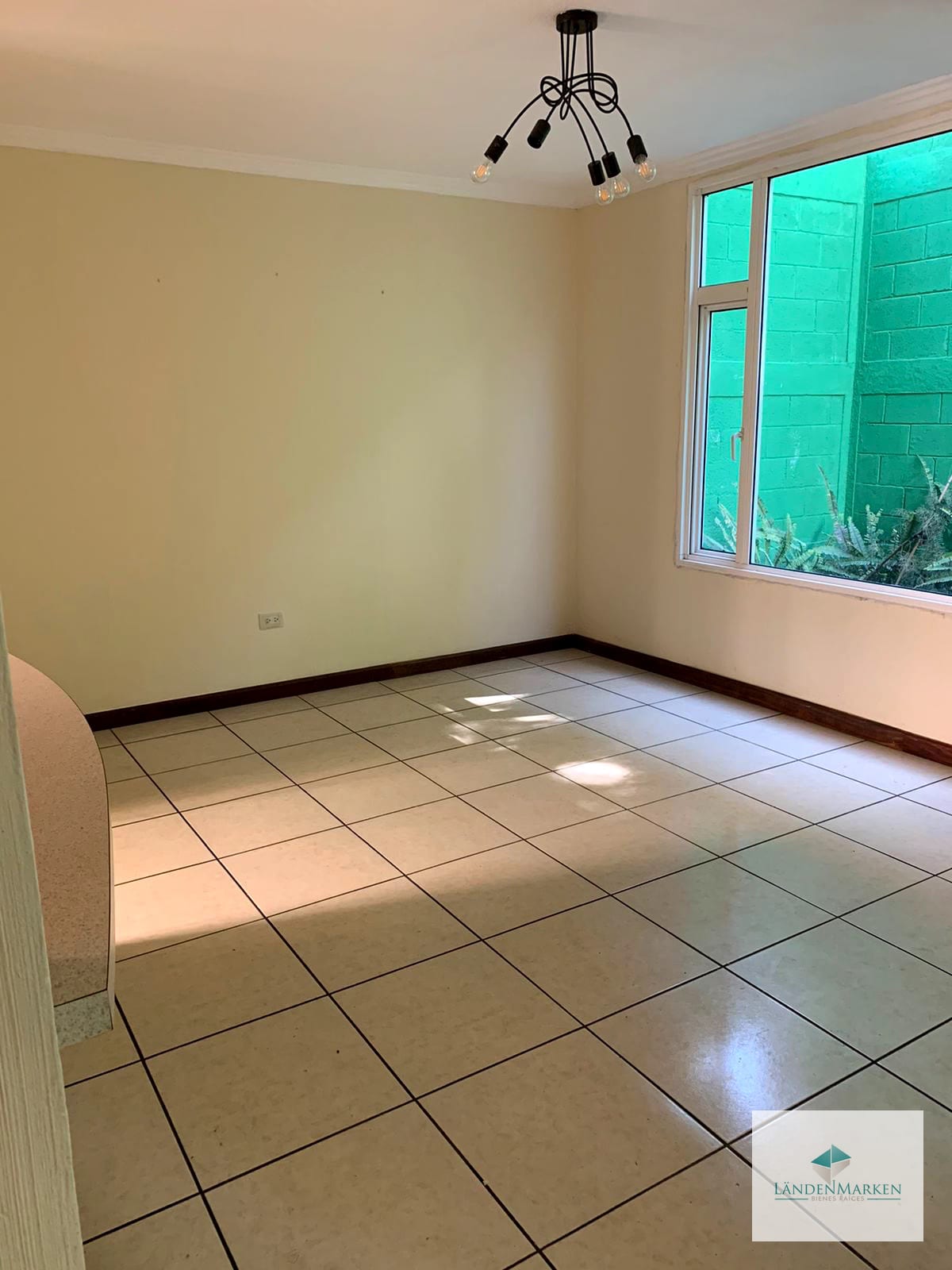 Alquiler de Casa Dentro de Condominio en Lomas de San Rafael CAES KM 16.5 — Casa en Alquiler en Lomas de San Rafael, Carretera a El Salvador, Guatemala, Ciudad — foto 14 de 17