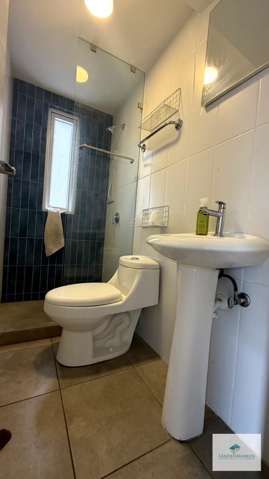 Alquiler de Apartamento en Zona 4 ( Todos los Servicios Incluidos ) — Apartamento en Alquiler en Modra, Zona 4, Guatemala, Ciudad — foto 9 de 10