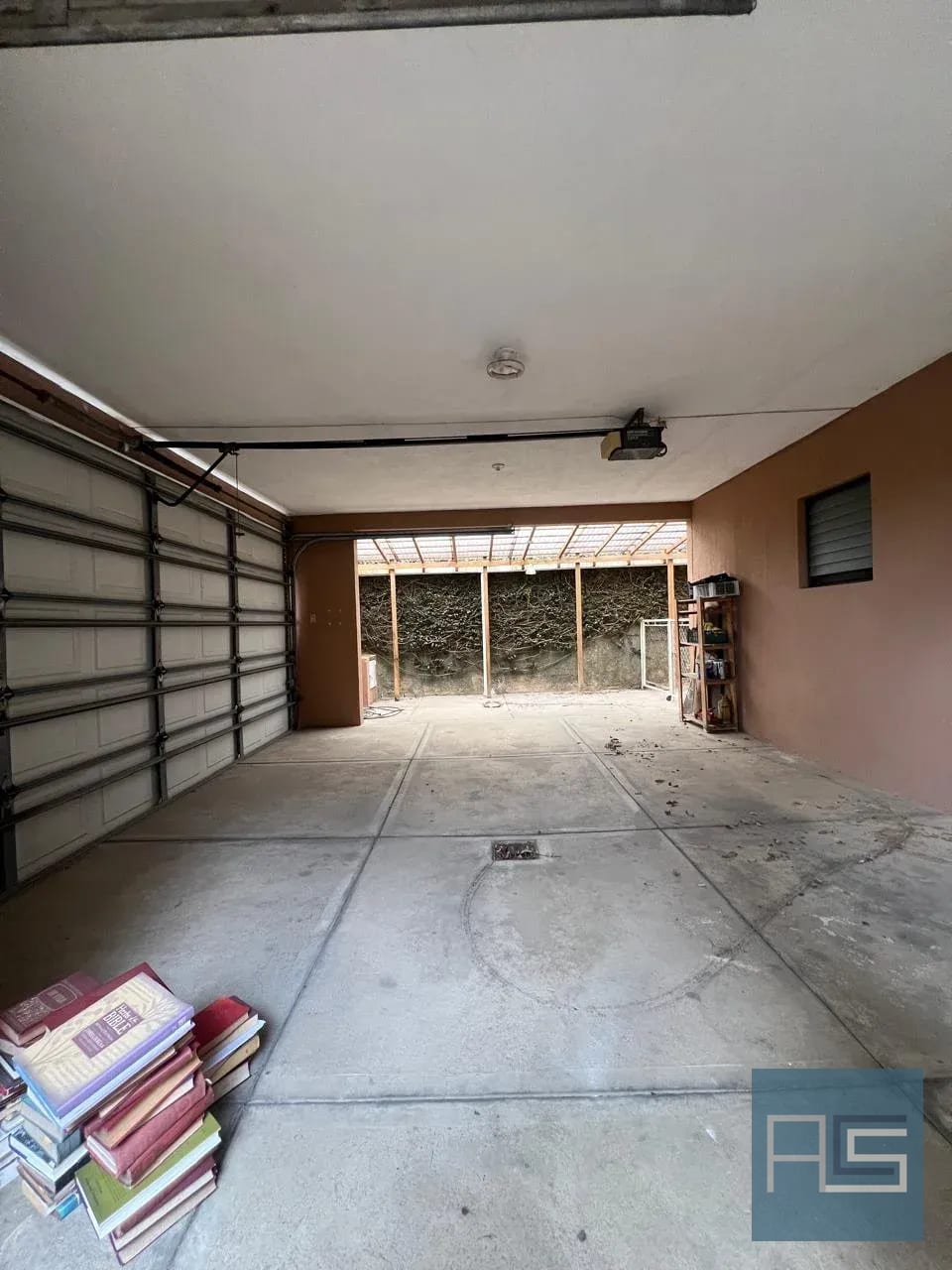 Amplia casa en Venta en Los Manantiales, Carretera a El Salvador (+1) — Casa en Venta en San José Pinula, Guatemala, Ciudad — foto 11 de 12