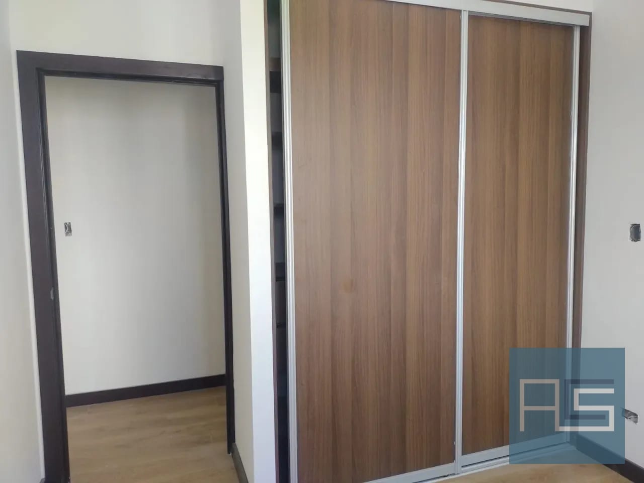 Moderno Apto en nivel alto para estrenar de 3 habitaciones con dorm de servicio en Vista Hermosa II, zona 15 — Apartamento en Venta en Arles, Zona 15, Guatemala, Ciudad — foto 9 de 16