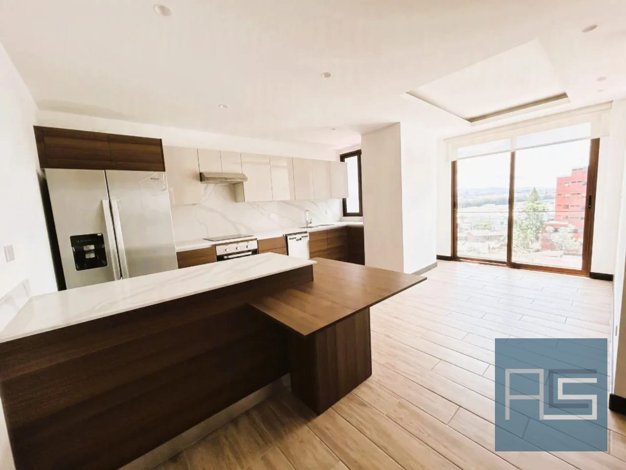 Apartamento de 2 habitaciones y estudio o sala familiar, nuevo muy iluminado, en Renta — Apartamento en Alquiler en Zona 13, Guatemala, Ciudad — foto 1 de 17