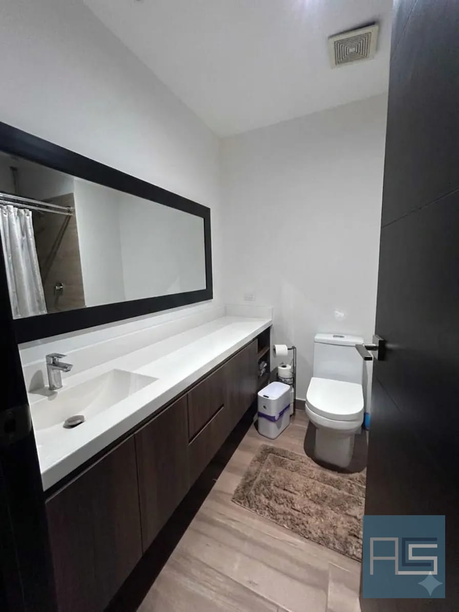 Amplio y moderno apartamento de 3 habitaciones con jardín en Venta, Edificio Vivalt, zona 10 — Apartamento en Venta en Zona 10, Guatemala, Ciudad — foto 9 de 17