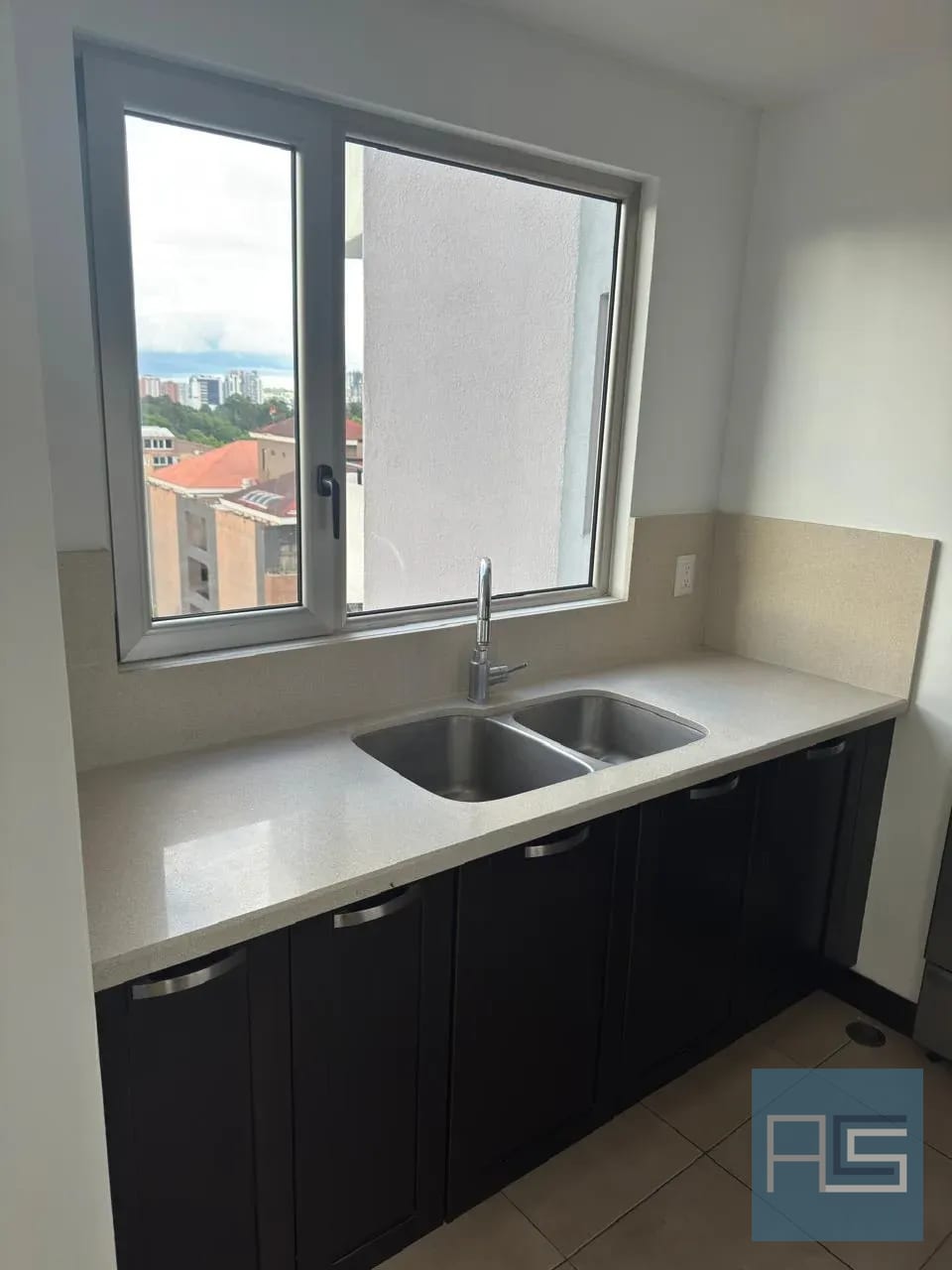 Apartamento amplio de 2 habitaciones en venta en Attica 1, zona 14 — Apartamento en Venta en Attica, Zona 14, Guatemala, Ciudad — foto 5 de 14