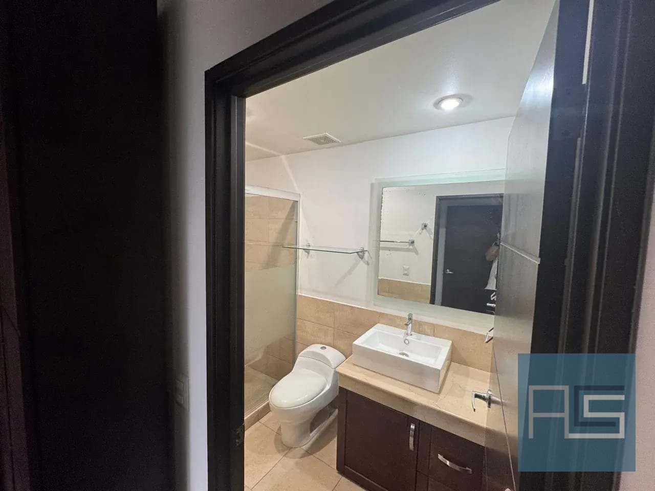 Apartamento amplio de 2 habitaciones en venta en Attica 1, zona 14 — Apartamento en Venta en Attica, Zona 14, Guatemala, Ciudad — foto 9 de 14