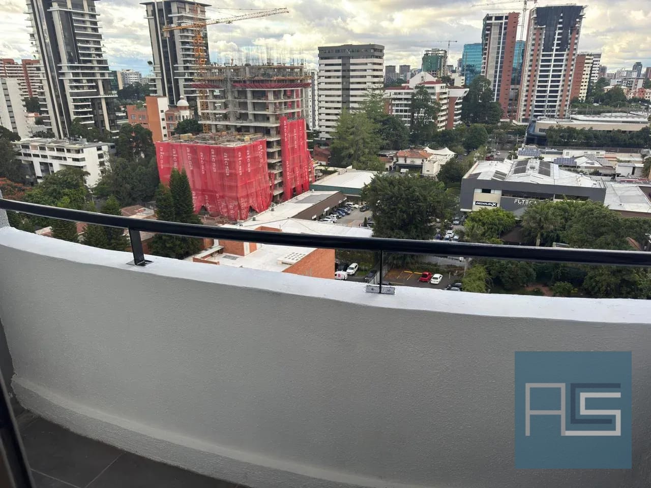 Apartamento amplio de 2 habitaciones en venta en Attica 1, zona 14 — Apartamento en Venta en Attica, Zona 14, Guatemala, Ciudad — foto 11 de 14