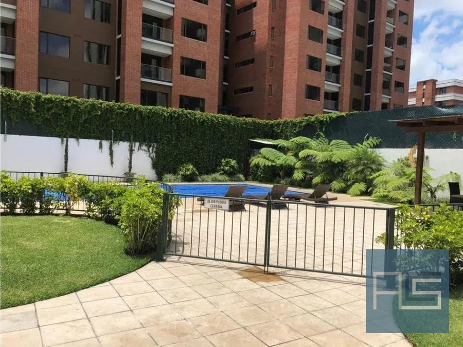 Apartamento amplio de 2 habitaciones en venta en Attica 1, zona 14 — Apartamento en Venta en Attica, Zona 14, Guatemala, Ciudad — foto 13 de 14
