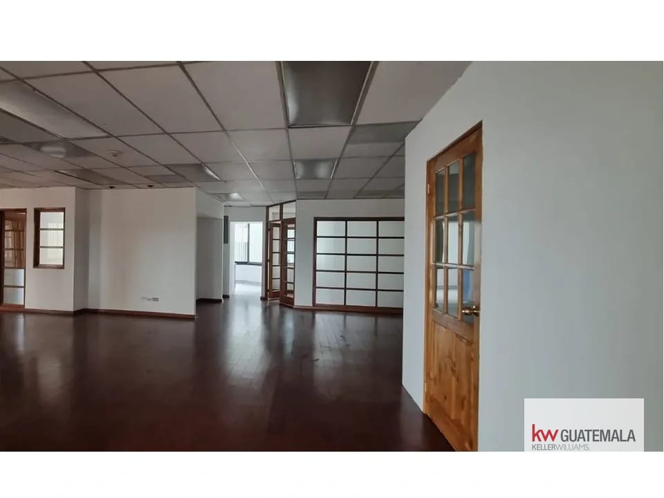 RENTA DE OFICINA EN ZONA 10 — Oficina en Alquiler en Murano Center, Zona 10, Guatemala, Ciudad — foto 6 de 14