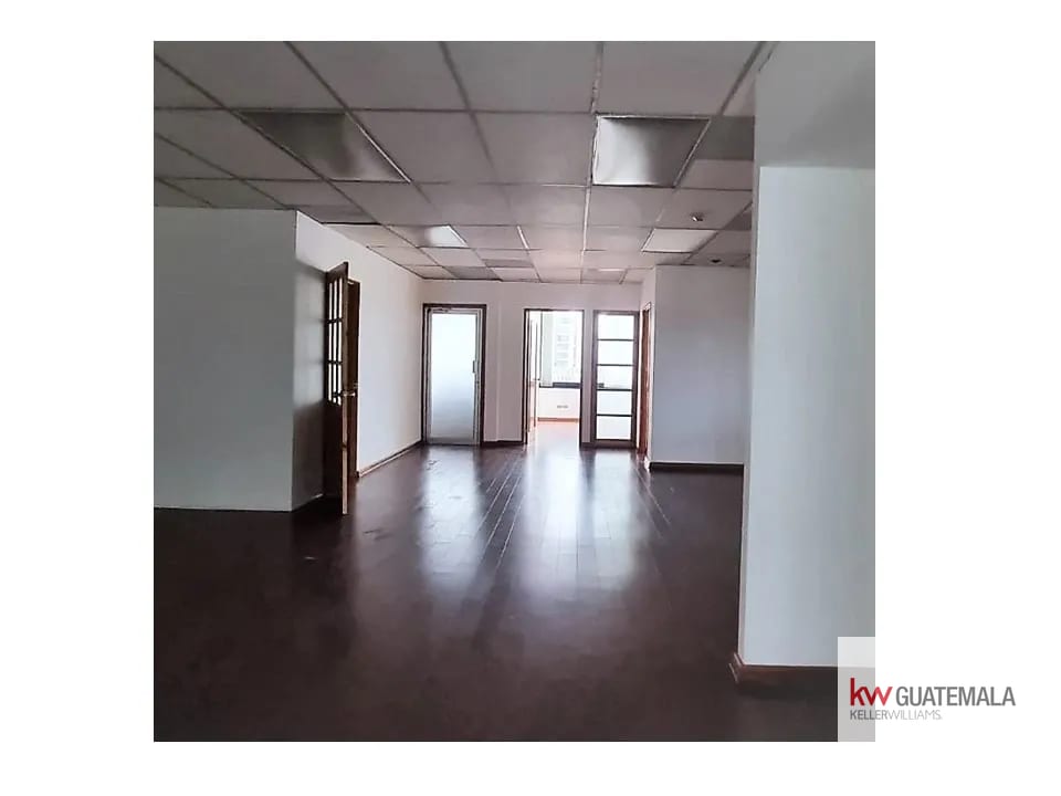 RENTA DE OFICINA EN ZONA 10 — Oficina en Alquiler en Murano Center, Zona 10, Guatemala, Ciudad — foto 9 de 14