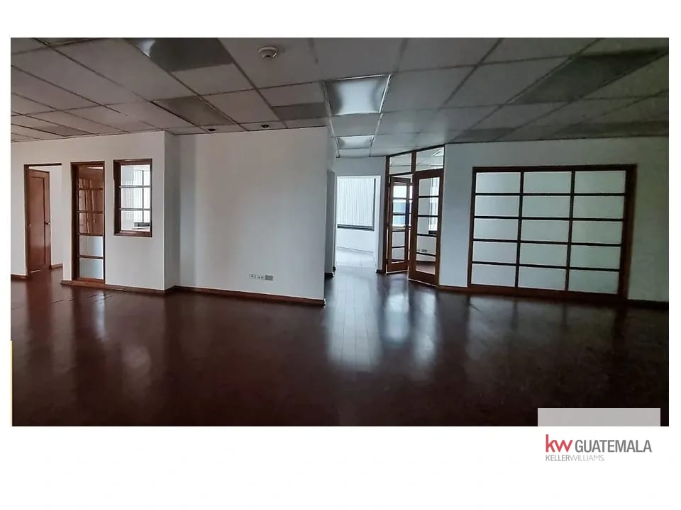 RENTA DE OFICINA EN ZONA 10 — Oficina en Alquiler en Murano Center, Zona 10, Guatemala, Ciudad — foto 11 de 14