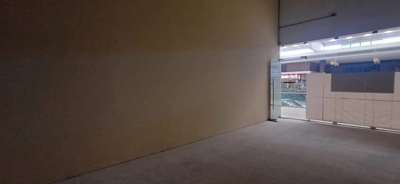 Se renta local comercial en zona 9 — Local en Alquiler en La Cúpula, Zona 9, Guatemala, Ciudad — foto 2 de 4
