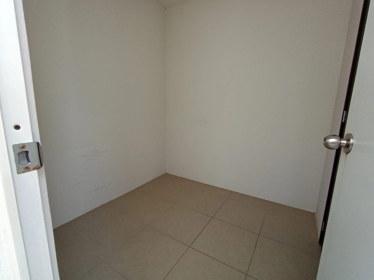Casa en renta en condominio Alamedas de Santo Domingo, Fraijanes — Casa en Alquiler en Alamedas de Santo Domingo, Carretera a El Salvador, Guatemala, Ciudad — foto 11 de 17