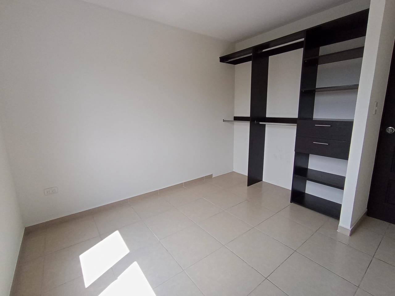 Casa en renta en condominio Alamedas de Santo Domingo, Fraijanes — Casa en Alquiler en Alamedas de Santo Domingo, Carretera a El Salvador, Guatemala, Ciudad — foto 16 de 17