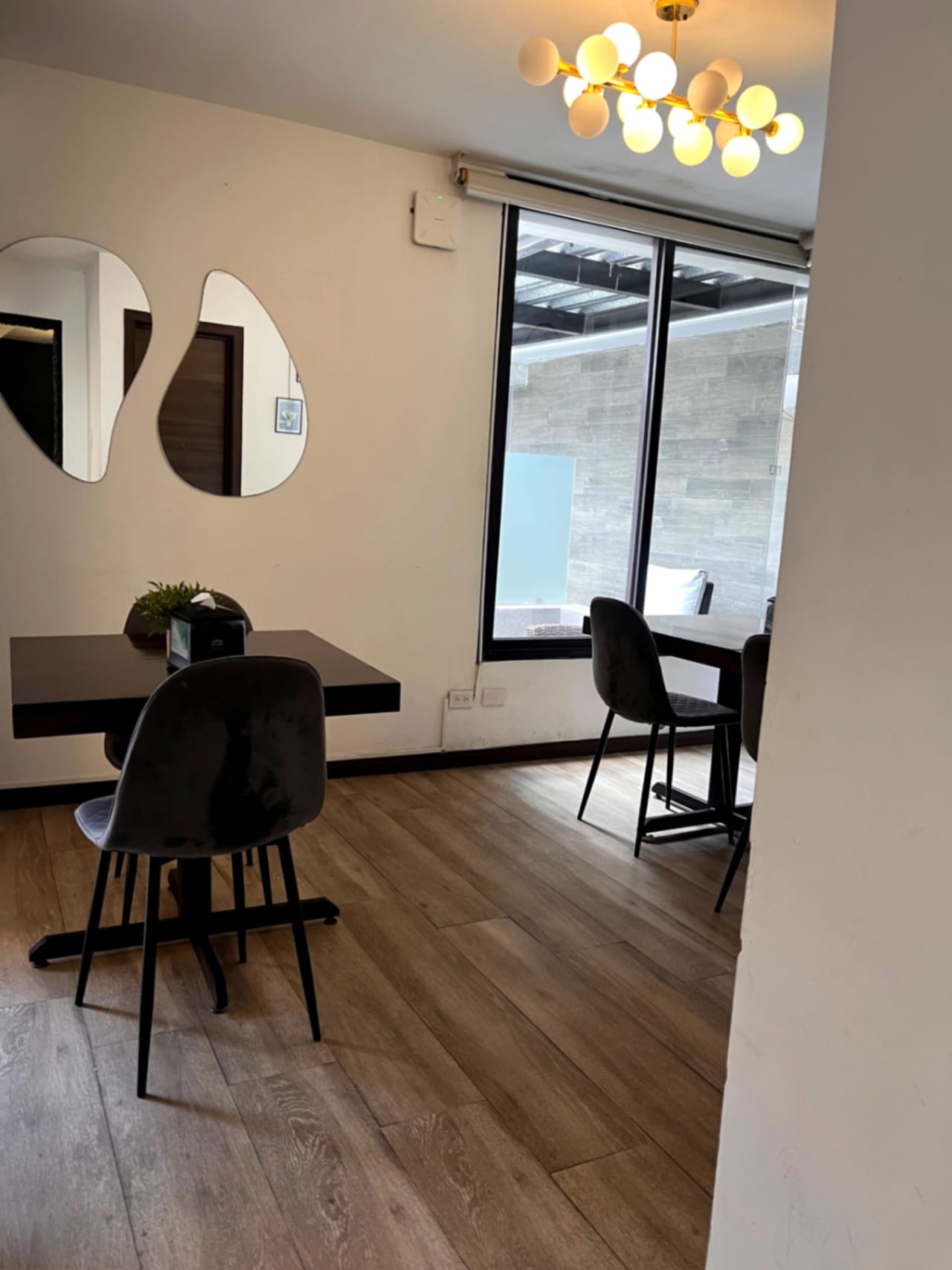 Apartamento Amueblado en Renta | Santander Zona 10 — Apartamento en Alquiler en Zona 10, Guatemala, Ciudad — foto 10 de 13