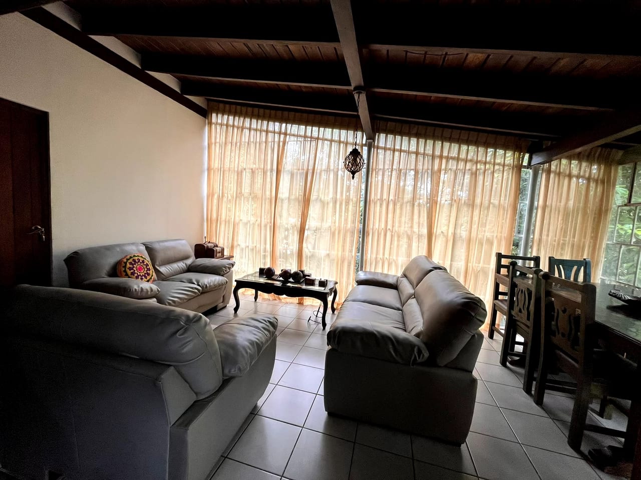 Casa en Venta, en Granjas Jardin El Alto — Casa vacacional en Venta en Santiago Sacatepéquez, Sacatepéquez — foto 12 de 15
