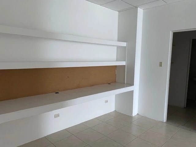 Venta / Alquiler Oficina Zona Pradera Zona 10 — Oficina en Venta en Zona Pradera, Zona 10, Guatemala, Ciudad — foto 6 de 9
