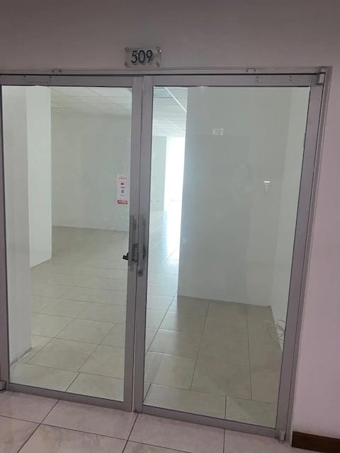 Venta / Alquiler Oficina Zona Pradera Zona 10 — Oficina en Venta en Zona Pradera, Zona 10, Guatemala, Ciudad — foto 2 de 9
