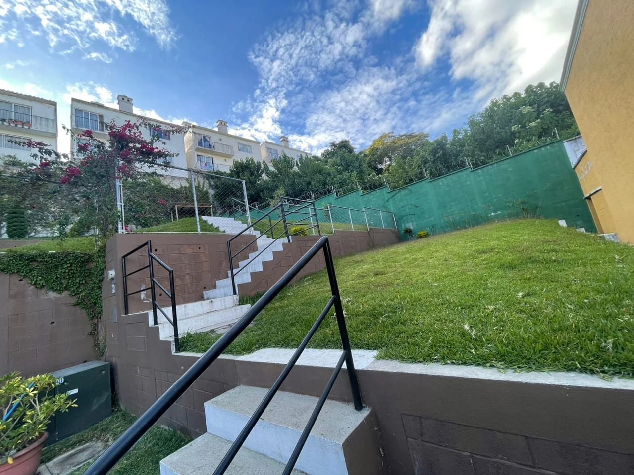 Casa en Venta en Bosques de San Marino, Ciudad San Cristobal, zona 8 de Mixco — Casa en Venta en Zona 8 Mixco, Guatemala, Ciudad — foto 14 de 14