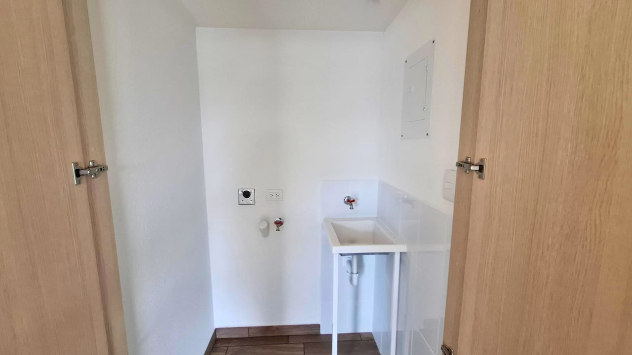 Apartamento en venta en zona 17, Lares 17. — Apartamento en Venta en Zona 17, Guatemala, Ciudad — foto 10 de 15