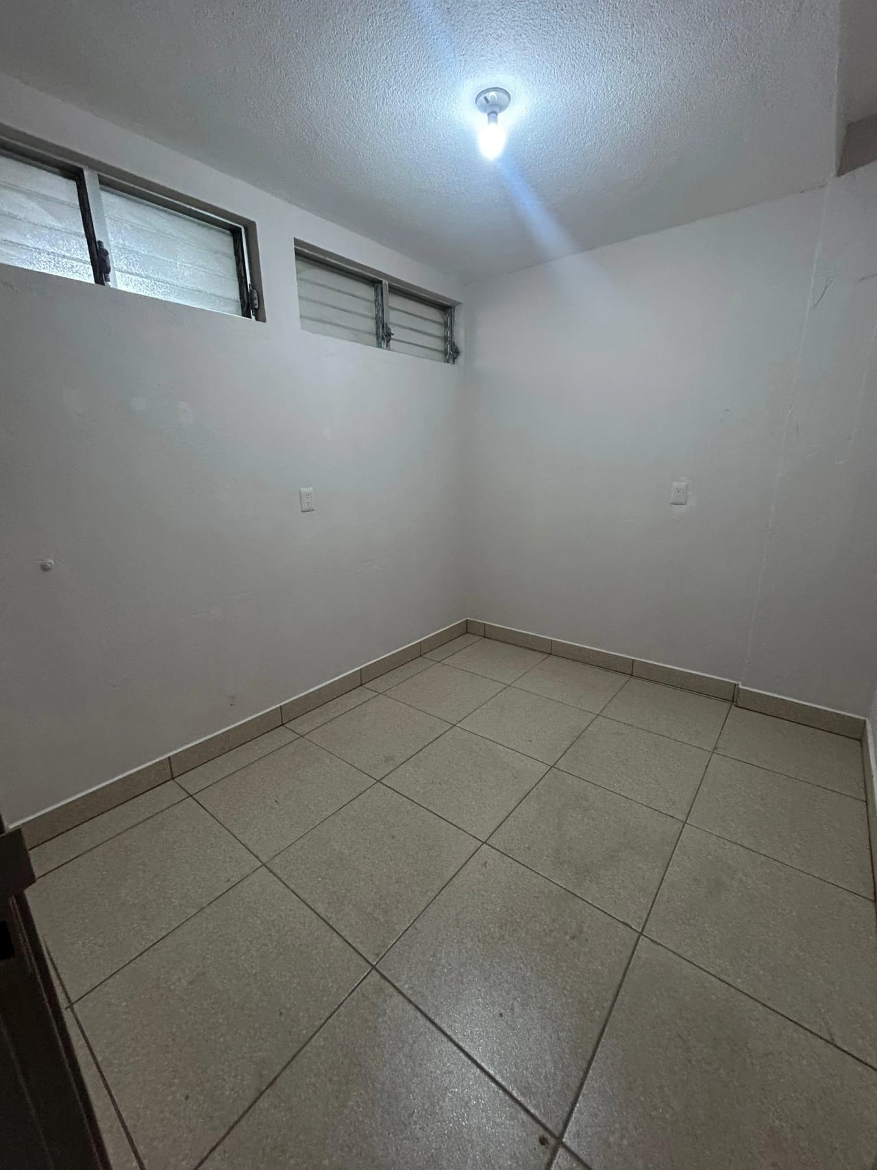 Se renta apartamento en zona 11 — Apartamento en Alquiler en Aralia Mariscal, Zona 11, Guatemala, Ciudad — foto 4 de 10